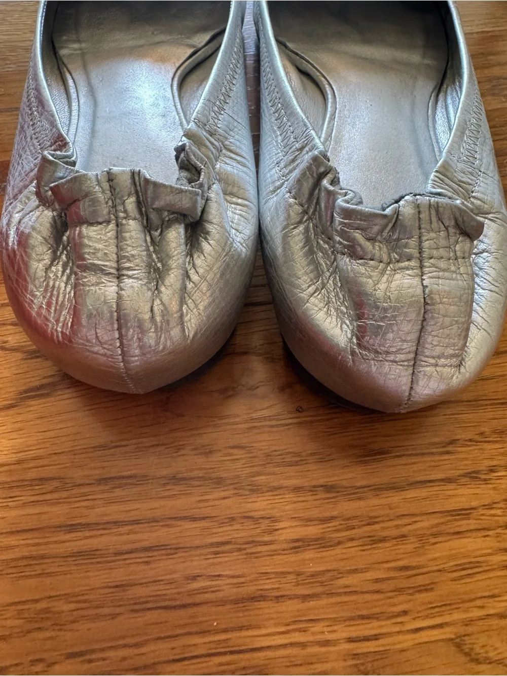Tory Burch Metallic Silver Logo Round-Toe Ballet Flats